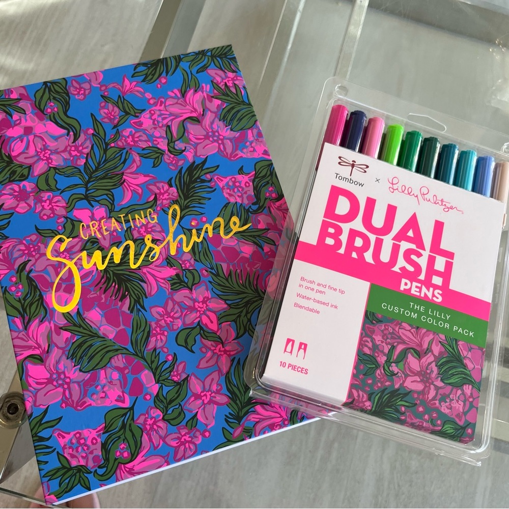 Lilly Pulitzer sketch book and dual brush pen art markers